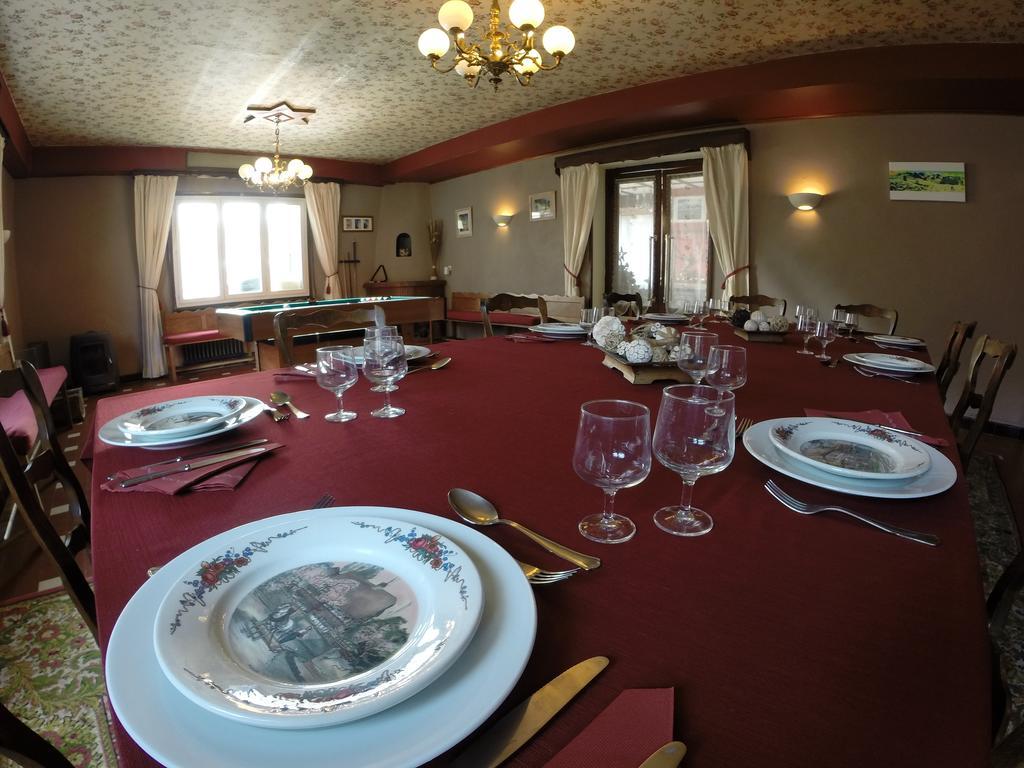 Mouli Del Riu Bed & Breakfast Saint-Pierre-dels-Forcats Exterior photo